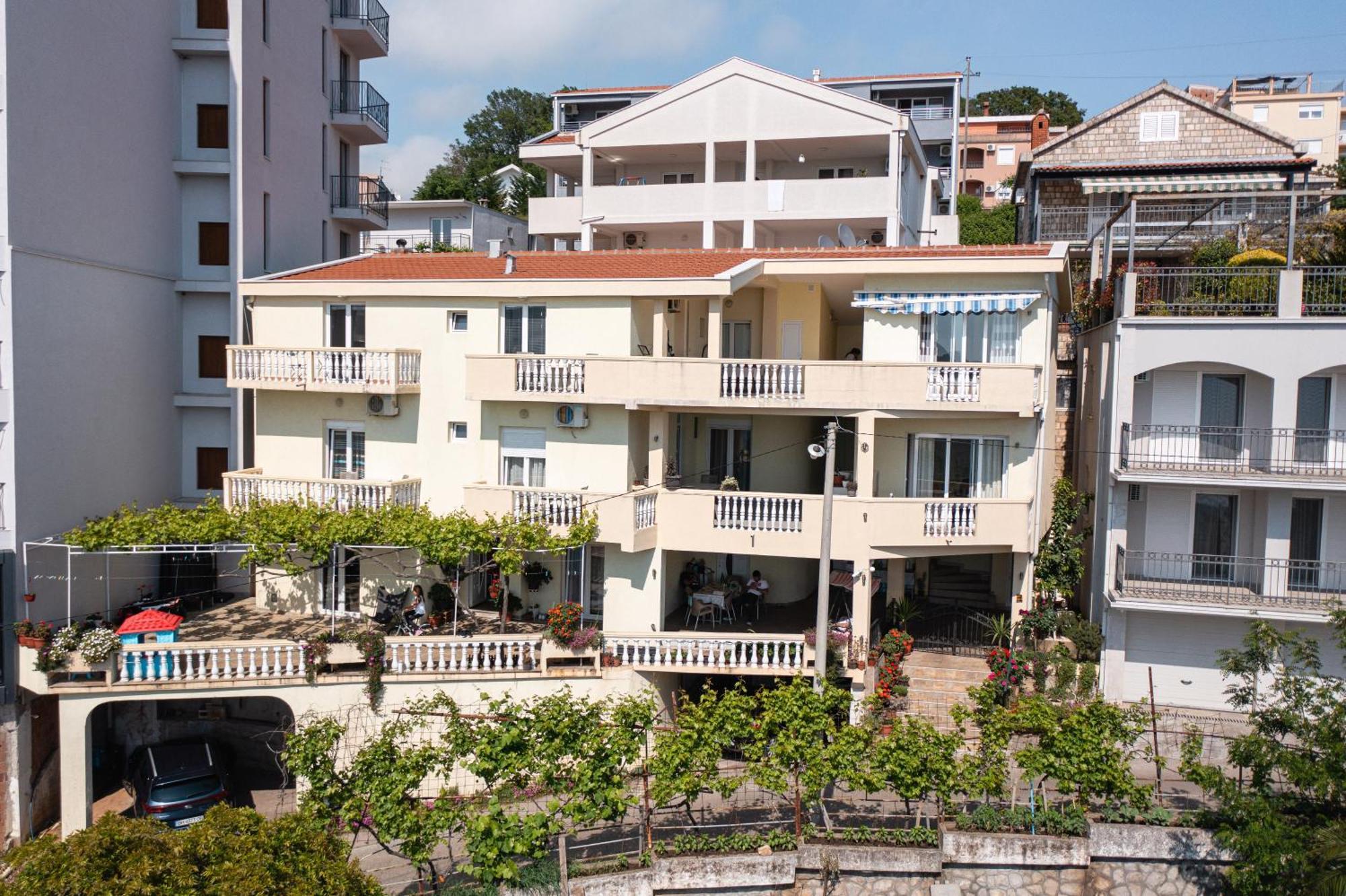 Appartement Dragicevic 5 *